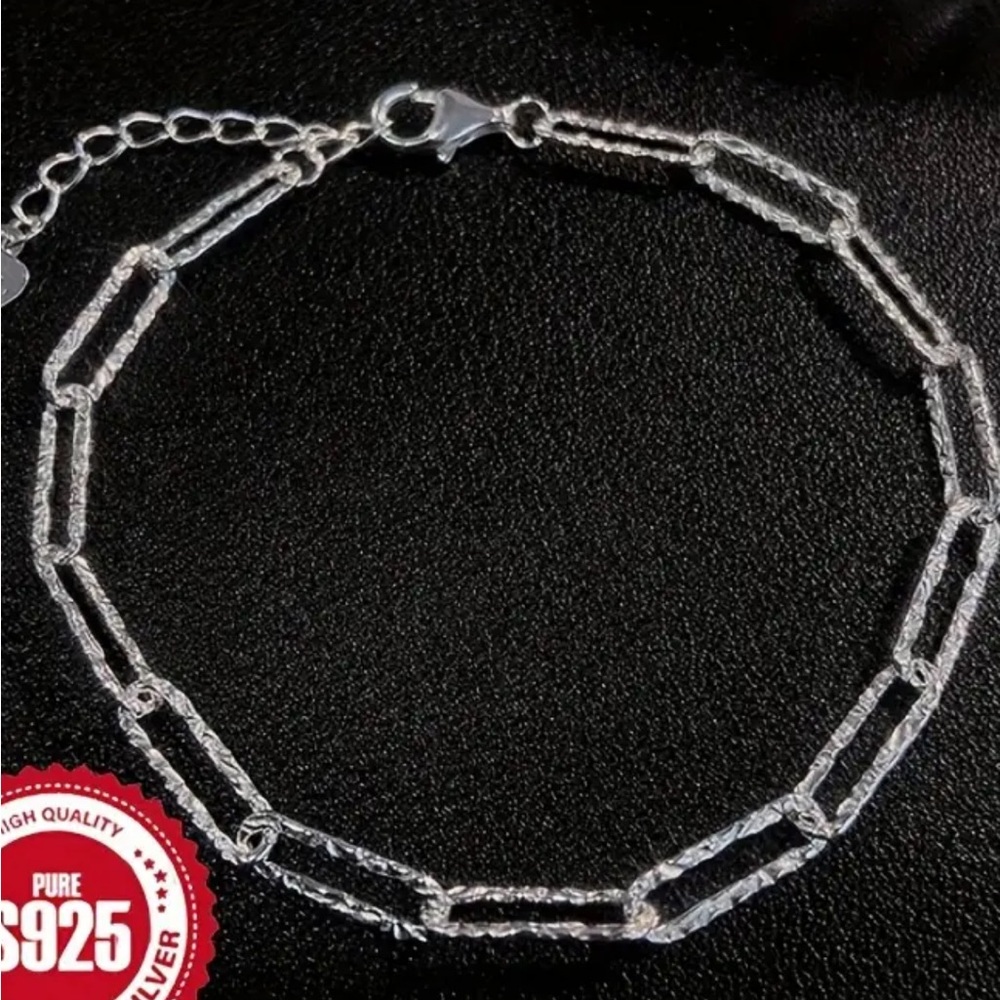 Elegant Silver diamond cut bracelet 925.